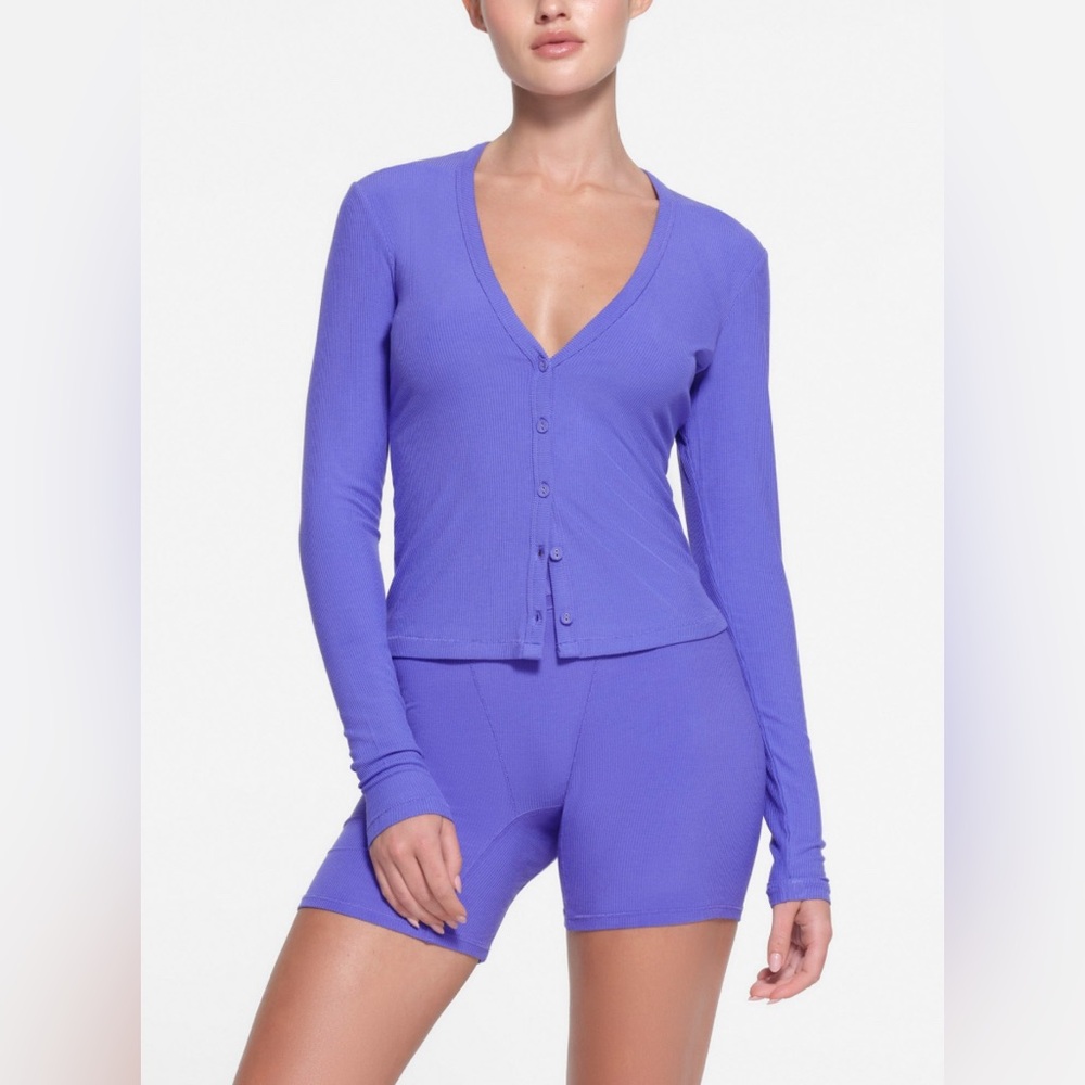 *New With Tags* SKIMS - Soft Lounge Set - Tanzanite